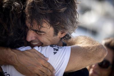 Joan Trenchs: " Es una locura " Con la llegada del Pachamama, todos los españoles en tierra 